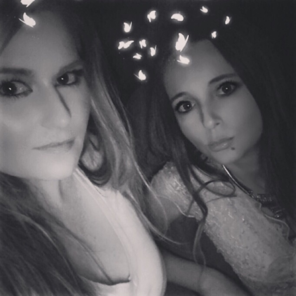 Meet your Posher, Val